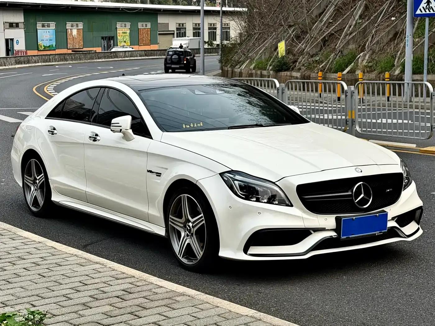 2015 Mercedes-Benz CLS AMG 63 4MATIC — миниатюра 3