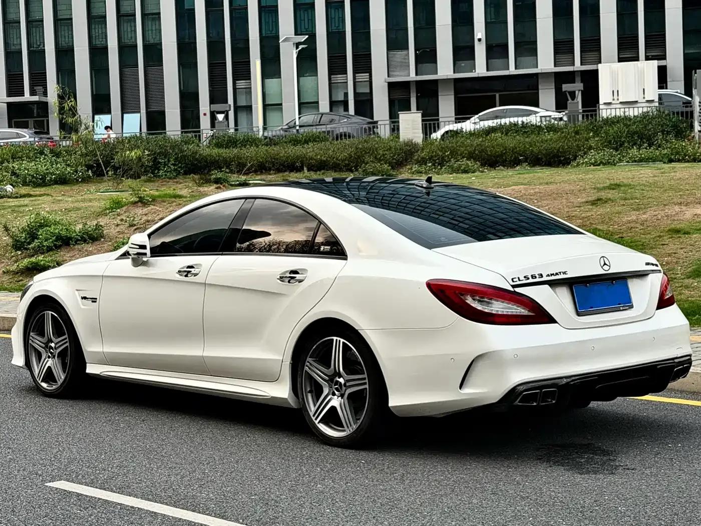 2015 Mercedes-Benz CLS AMG 63 4MATIC — миниатюра 7
