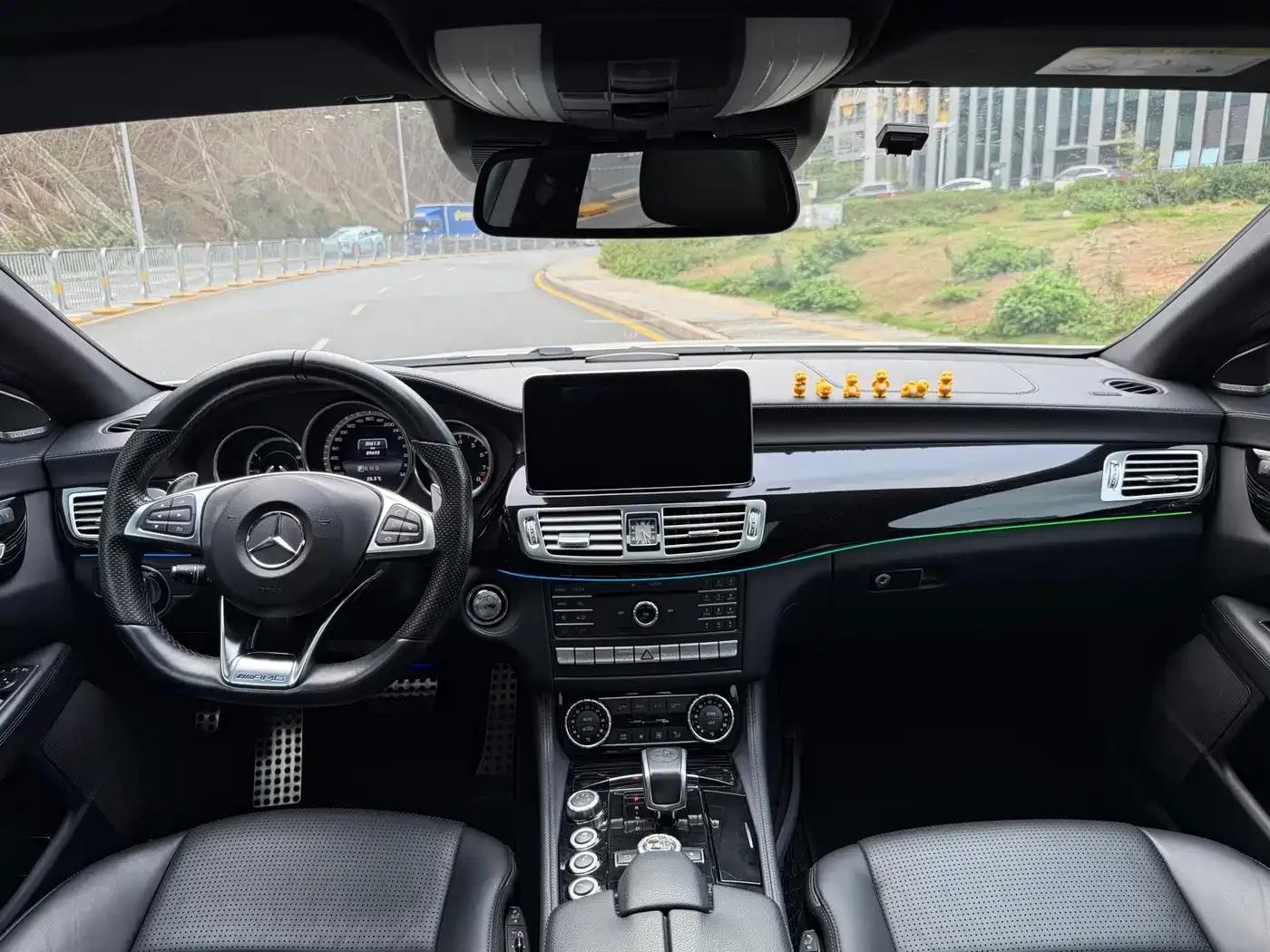 2015 Mercedes-Benz CLS AMG 63 4MATIC — миниатюра 9