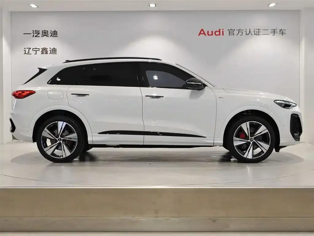 Audi Q5L 2026 2.0T Intelligent Hybrid Premium Edition — миниатюра 3
