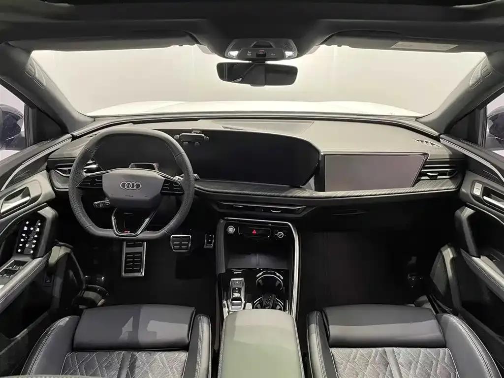 Audi Q5L 2026 2.0T Intelligent Hybrid Premium Edition — миниатюра 7