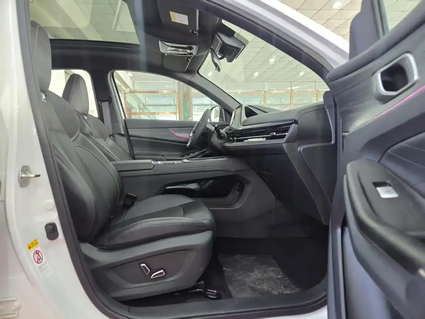 Changan CS55PLUS PHEV 2025 Smart New Blue Whale 125km Battleship Edition — миниатюра 13