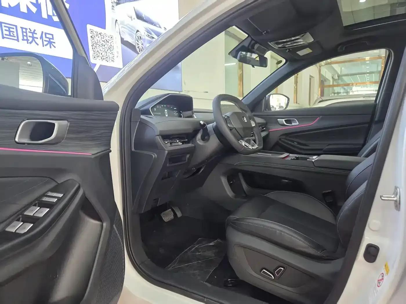 Changan CS55PLUS PHEV 2025 Smart New Blue Whale 125km Battleship Edition — миниатюра 7