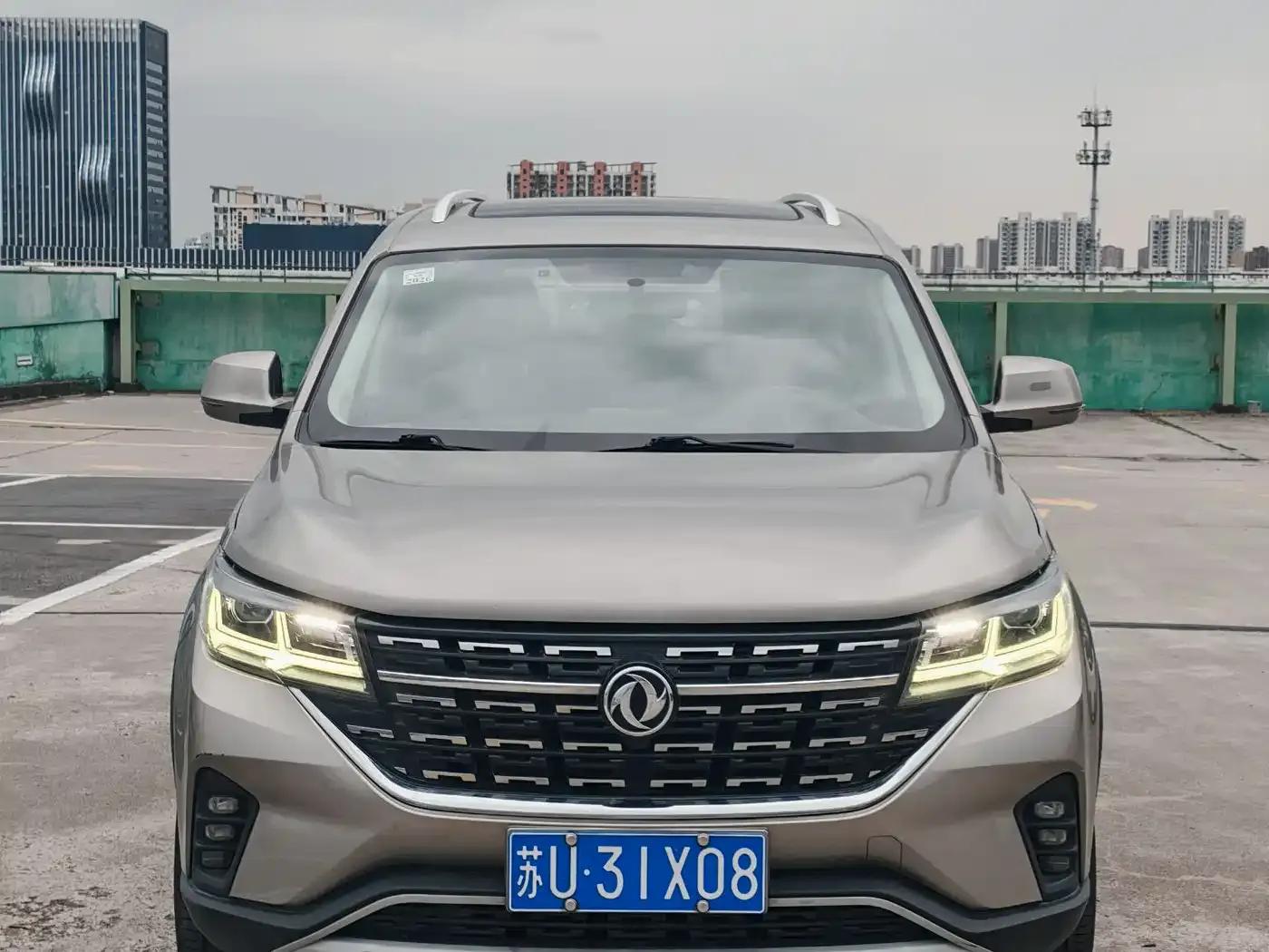 Fengxing T5L 2019 1.5T CVT Luxury 7-seater — миниатюра 1