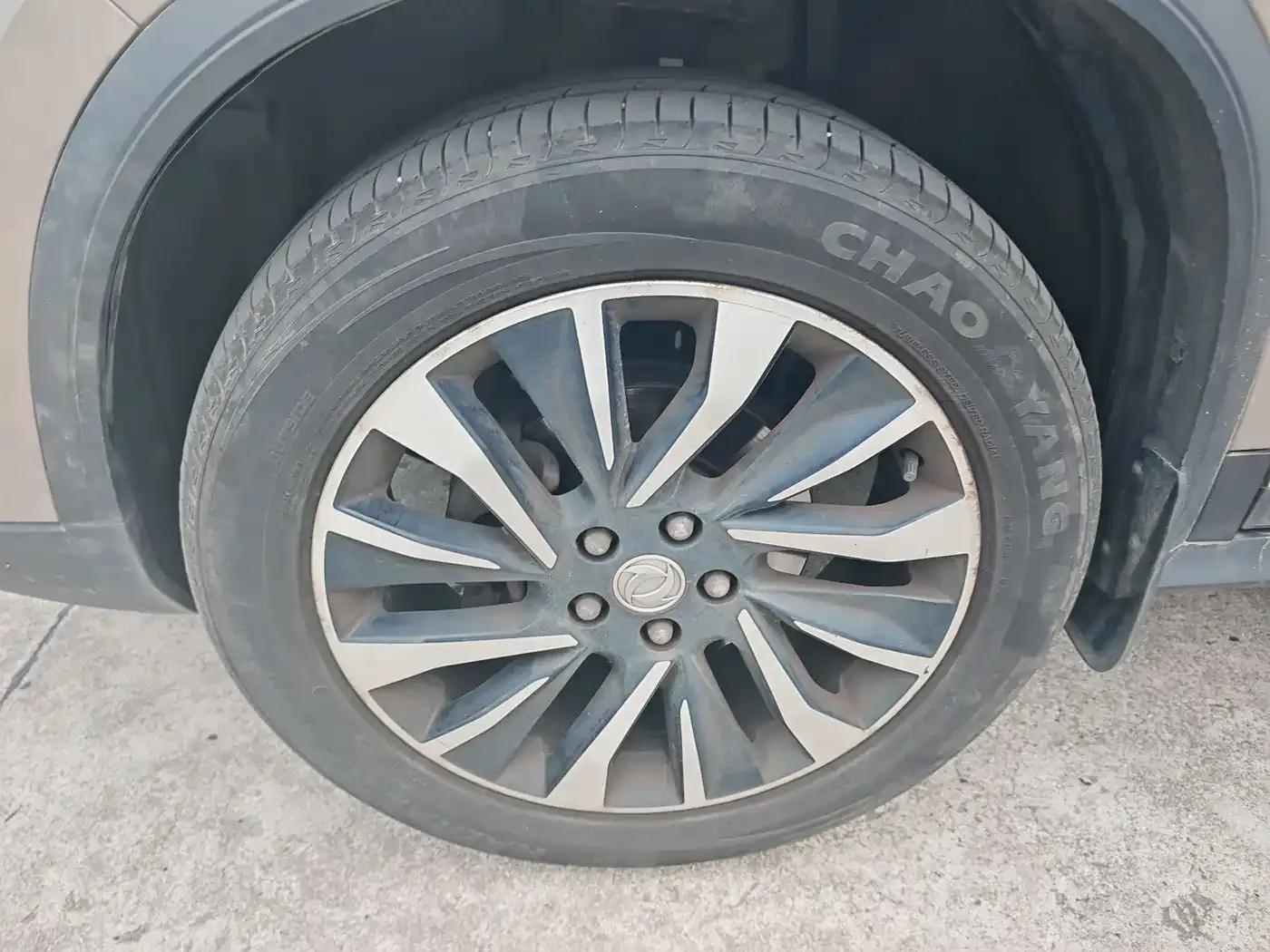 Fengxing T5L 2019 1.5T CVT Luxury 7-seater — миниатюра 10