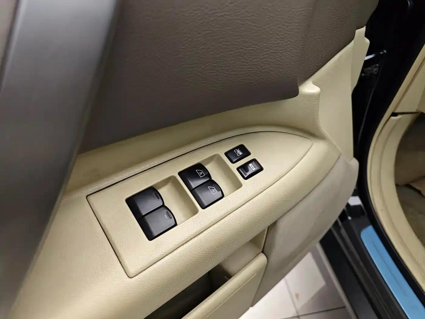 Infiniti FX 2007 FX35 Standard Edition — миниатюра 10