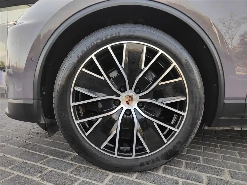 Macan 4 New Energy — миниатюра 11