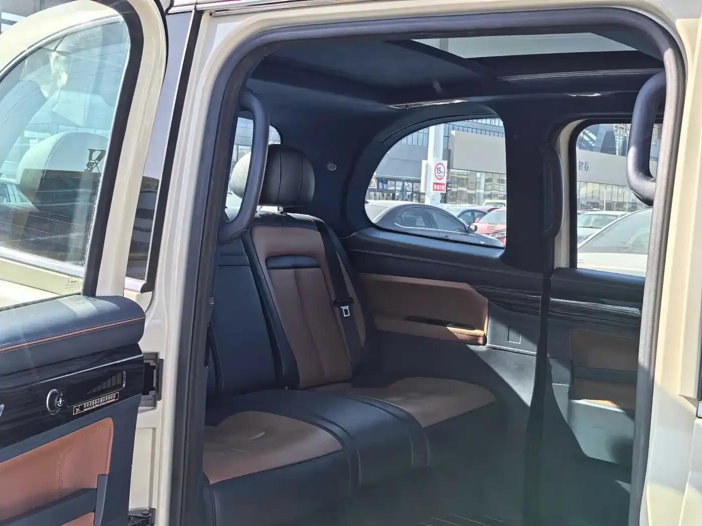 Lorinser LX 2021 Seven-Seat Version — миниатюра 8