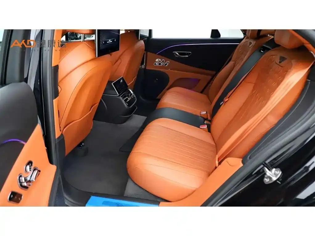 Bentley Flying Spur / 2.9T / 2022 / V6 Hybrid — миниатюра 7