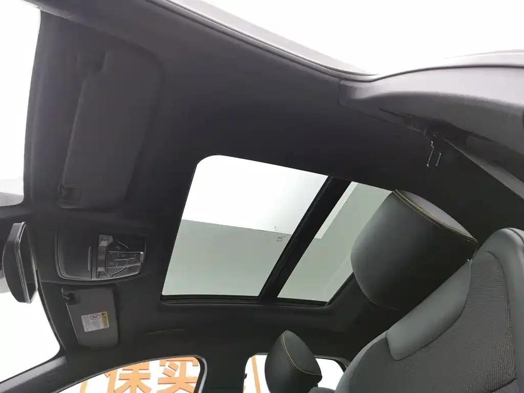 Bestune B70S 2022 1.5T Smart and Trendy Commander — миниатюра 14