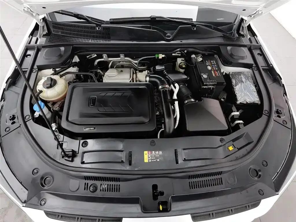 Bestune B70S 2022 1.5T Smart and Trendy Commander — миниатюра 6