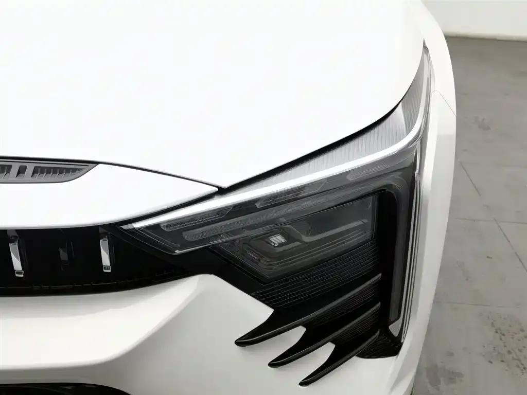 Bestune B70S 2022 1.5T Smart and Trendy Commander — миниатюра 7