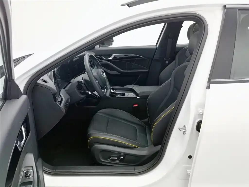 Bestune B70S 2022 1.5T Smart and Trendy Commander — миниатюра 10