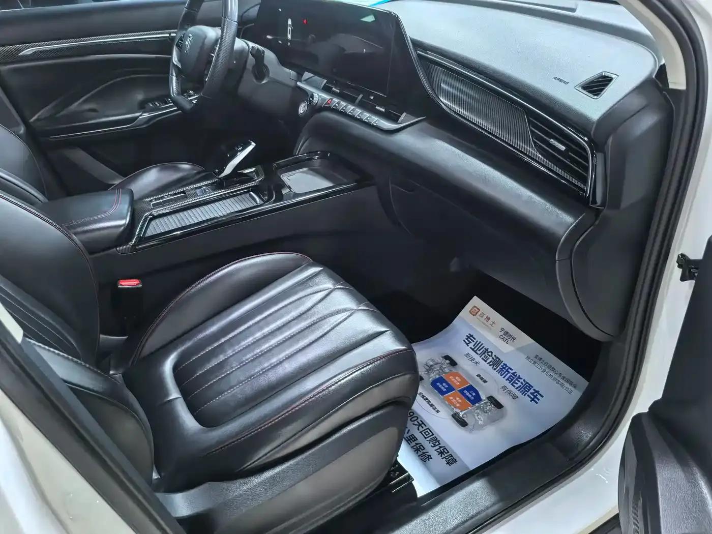 Bestune T55 2022 1.5T Automatic Super Edition — миниатюра 10