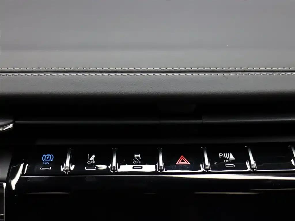 2023 Jeep Grand Cherokee 4xe Imported Model 4xe Peak Edition — миниатюра 15