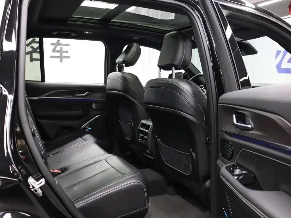 2023 Jeep Grand Cherokee 4xe Imported Model 4xe Peak Edition — миниатюра 24