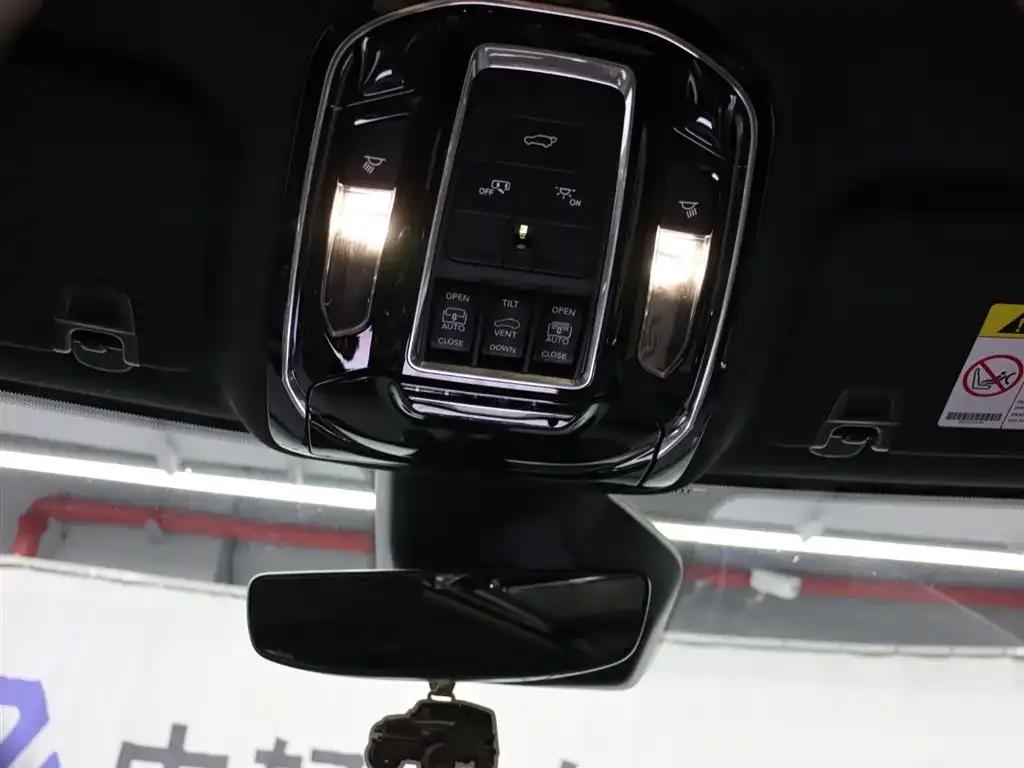 2023 Jeep Grand Cherokee 4xe Imported Model 4xe Peak Edition — миниатюра 27