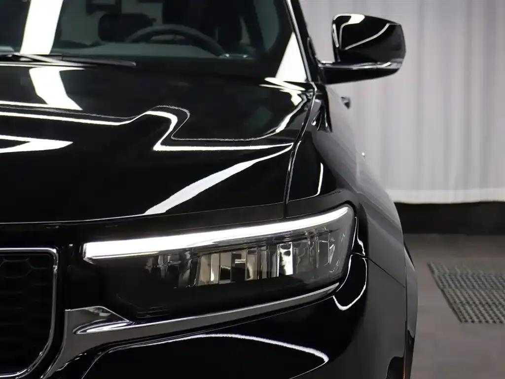 2023 Jeep Grand Cherokee 4xe Imported Model 4xe Peak Edition — миниатюра 28