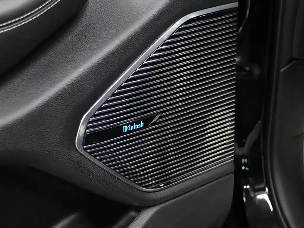 2023 Jeep Grand Cherokee 4xe Imported Model 4xe Peak Edition — миниатюра 6