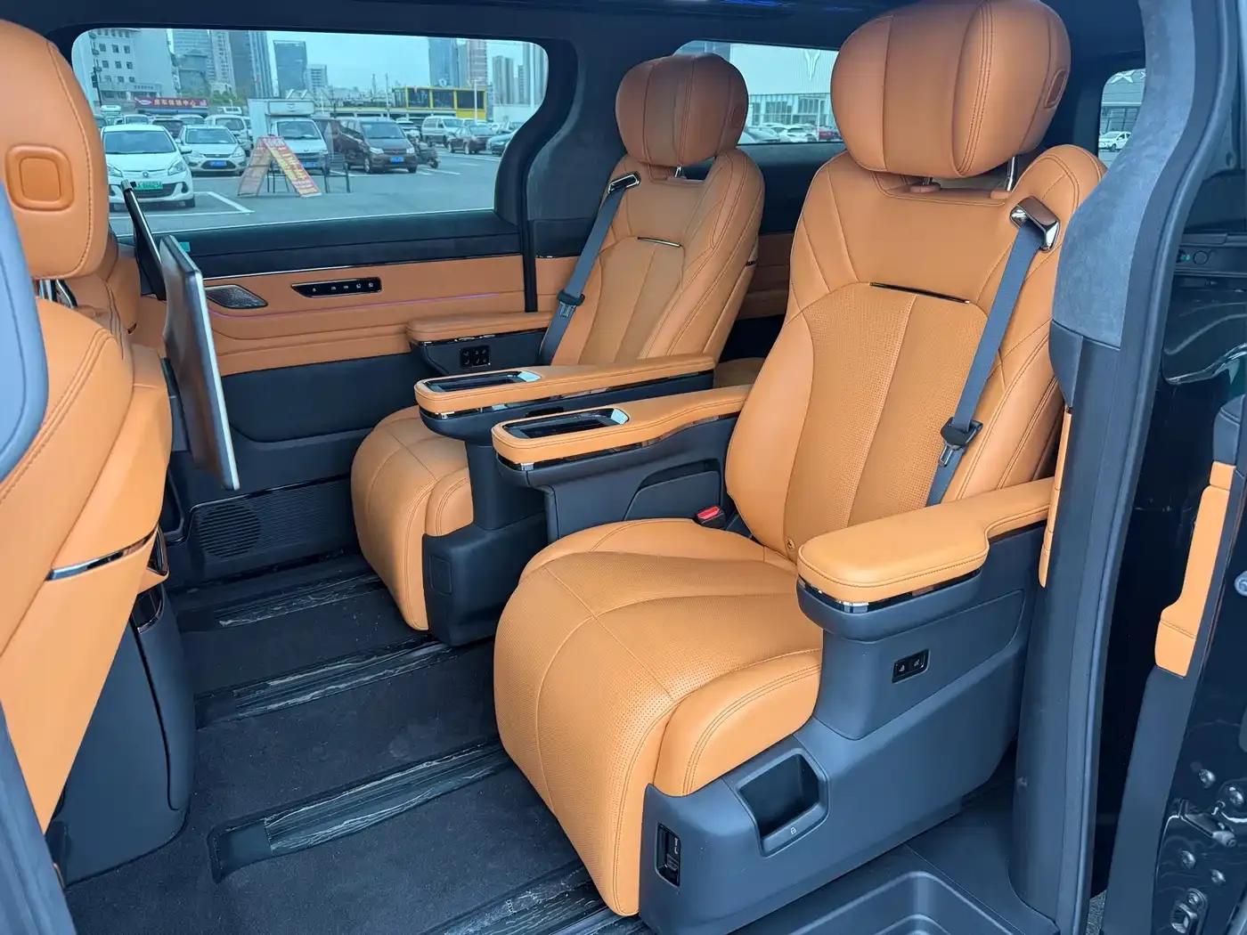 Wingzhen L380 2024 Model, 140-degree, 6-seater, 4WD Ultra — миниатюра 11