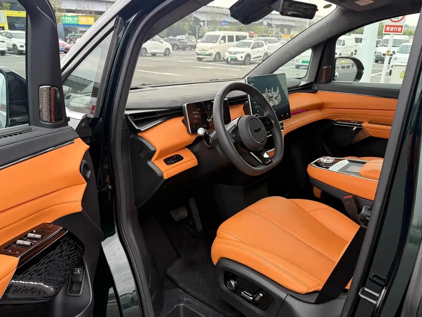 Wingzhen L380 2024 Model, 140-degree, 6-seater, 4WD Ultra — миниатюра 13
