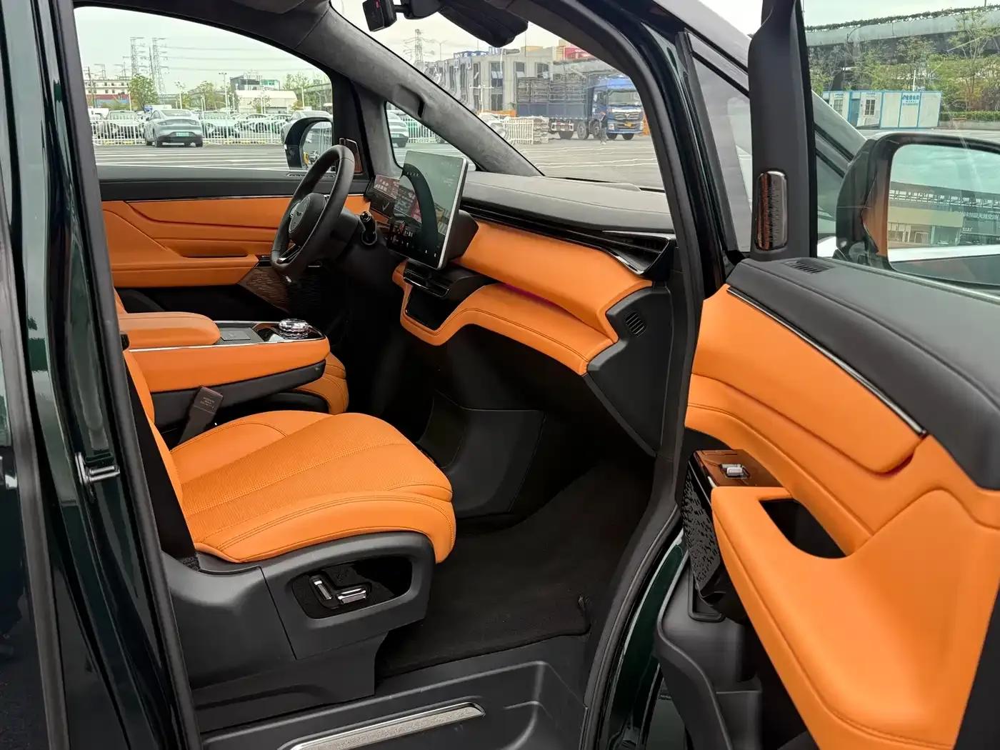 Wingzhen L380 2024 Model, 140-degree, 6-seater, 4WD Ultra — миниатюра 4