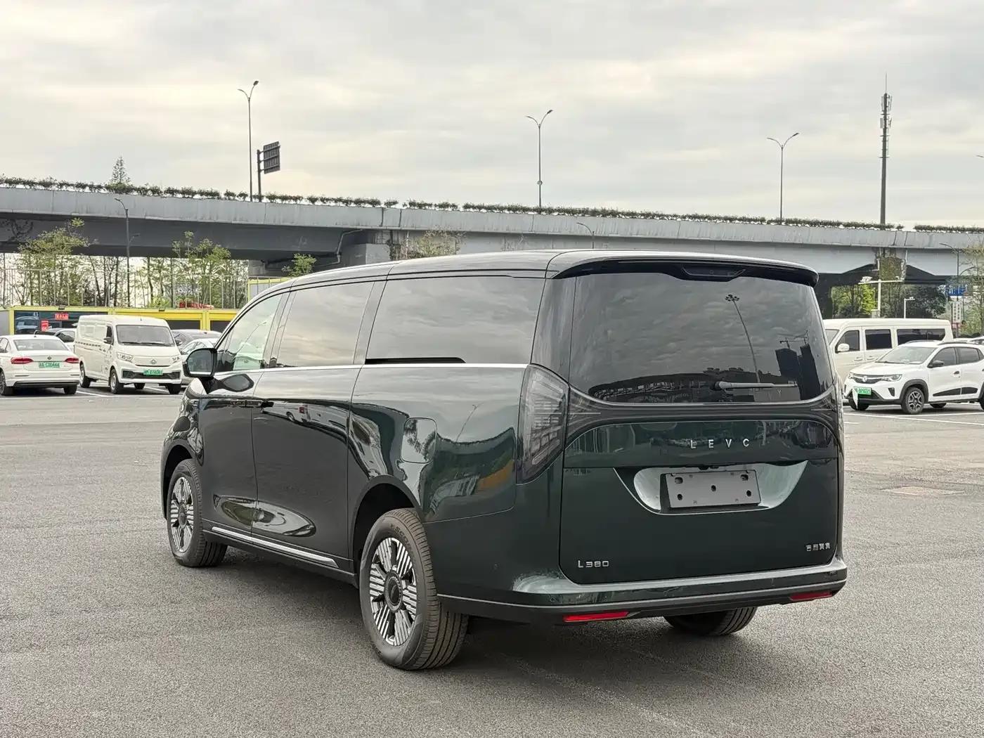Wingzhen L380 2024 Model, 140-degree, 6-seater, 4WD Ultra — миниатюра 9