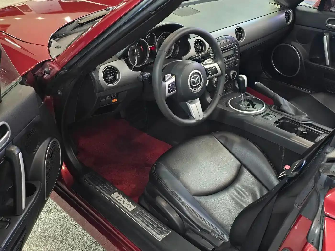 Mazda MX-5 2009 2.0 — миниатюра 5