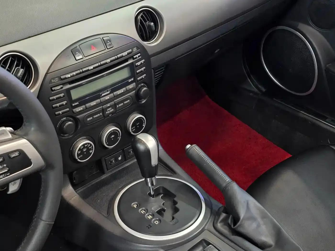 Mazda MX-5 2009 2.0 — миниатюра 7