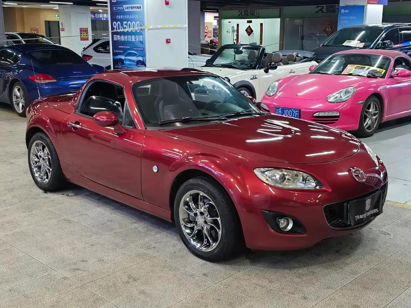 Mazda MX-5 2009 2.0 — миниатюра 10