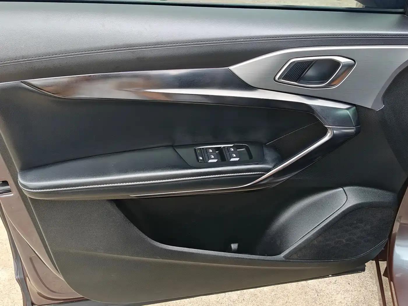 MG ONE 2022 α-Smart Sports Series 1.5T Starter Edition — миниатюра 11