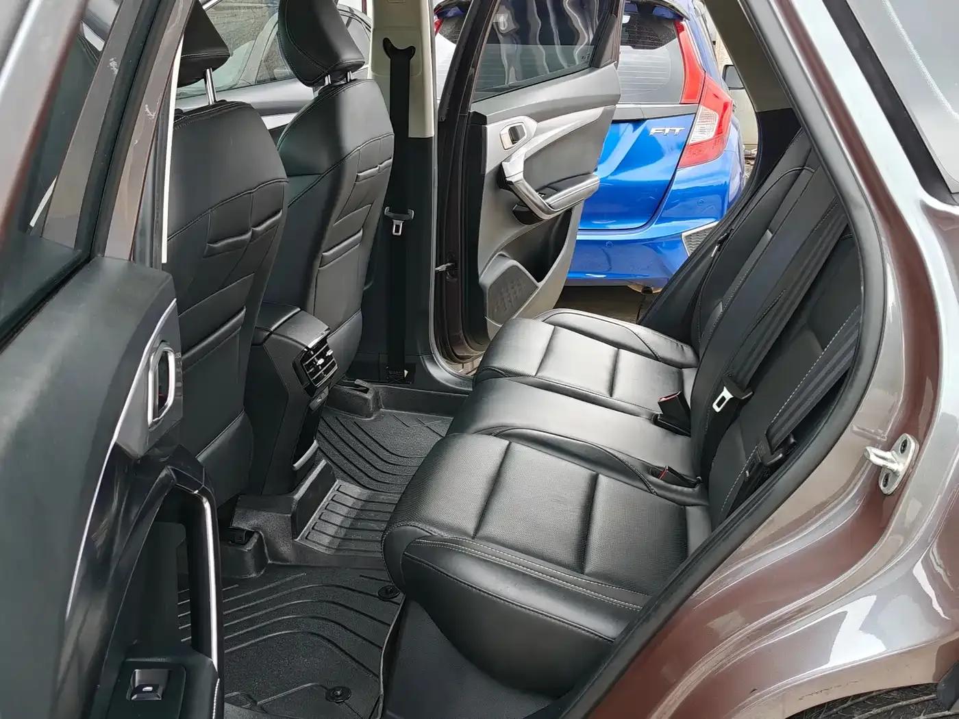 MG ONE 2022 α-Smart Sports Series 1.5T Starter Edition — миниатюра 9