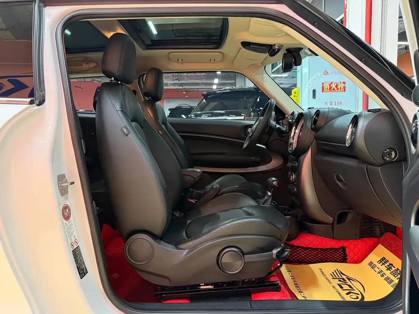 2013 MINI PACEMAN 1.6T COOPER S ALL4 — миниатюра 12