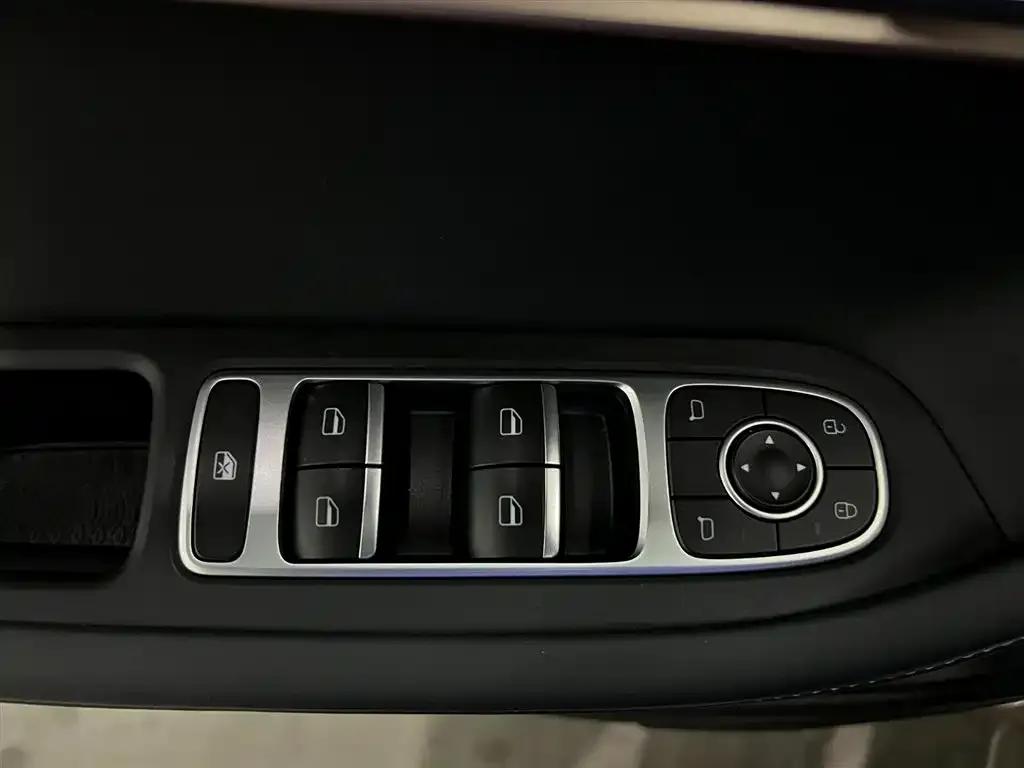 Oumengda 2023 1.5T CVT New Dynamic Edition — миниатюра 9