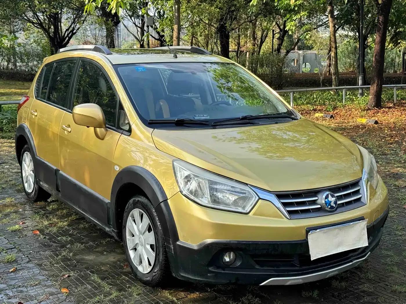 Venucia R50X 2013 1.6L Automatic — миниатюра 8