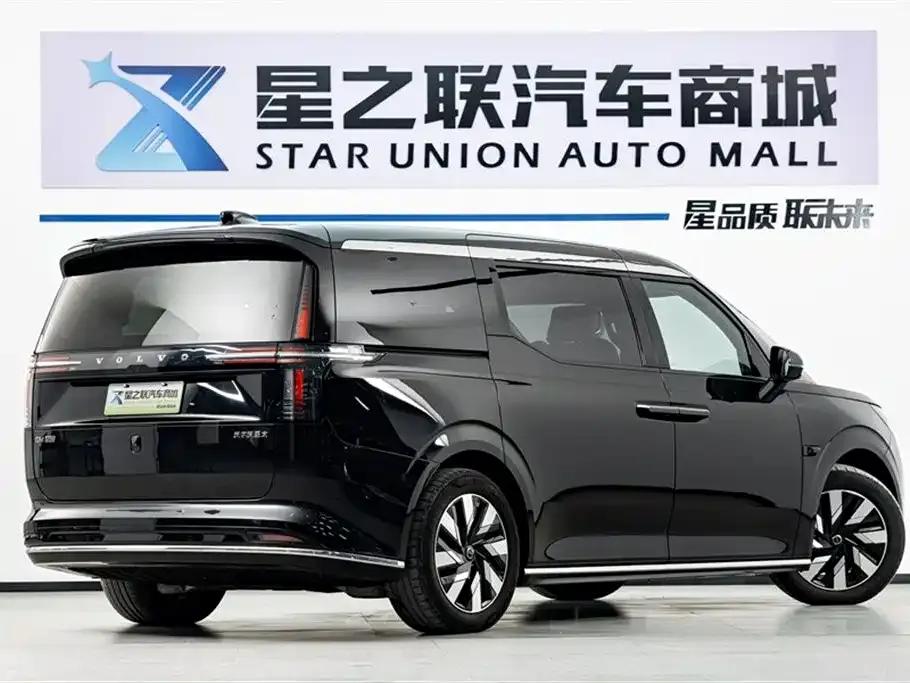 Volvo EM90 2025 Ultra 6-seater — миниатюра 6