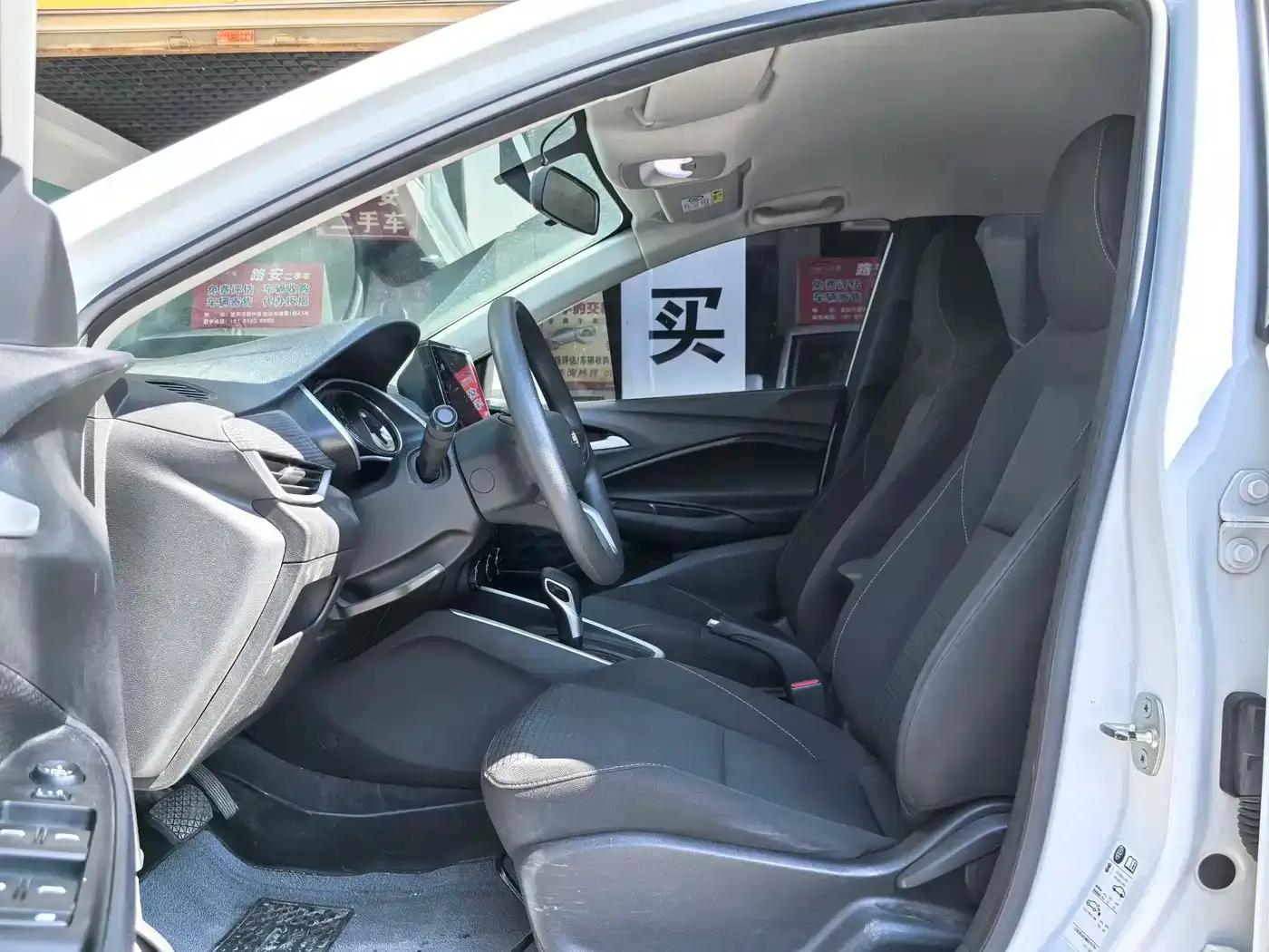 Chevrolet Cruze 2020 325T Automatic Comfort Edition — миниатюра 10