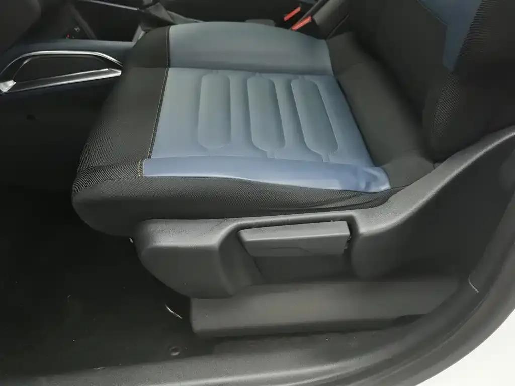 2018 C4 AIRCROSS 350THP Automatic Internet Smart Edition — миниатюра 20