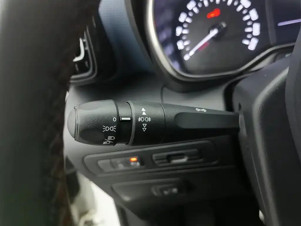 2018 C4 AIRCROSS 350THP Automatic Internet Smart Edition — миниатюра 21
