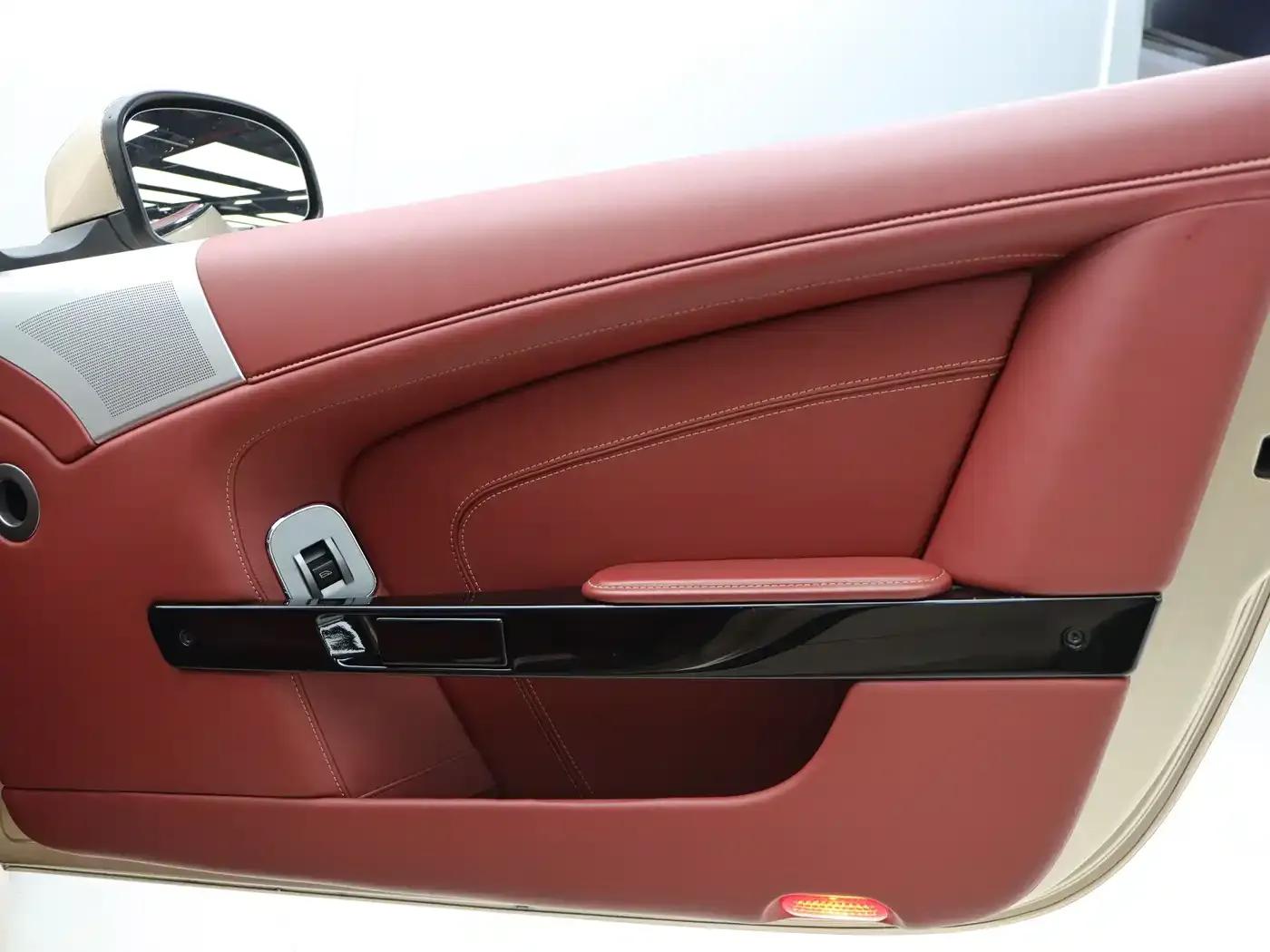 2012 Virage 6.0 Coupe — миниатюра 26