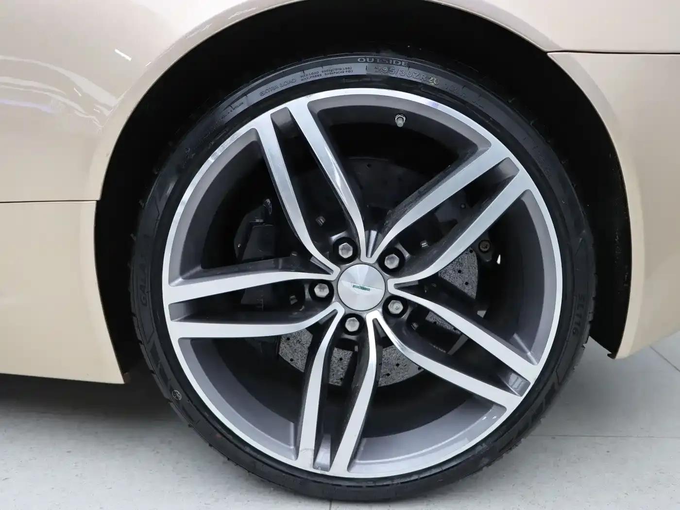 2012 Virage 6.0 Coupe — миниатюра 9