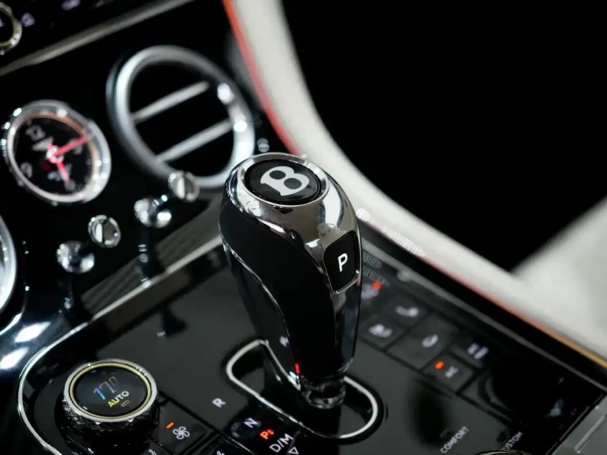 2026 Continental Plug-in Hybrid GT Base Model — миниатюра 18