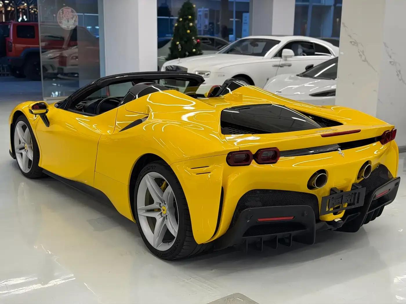 SF90 2021 3.9T V8 Spider — миниатюра 18