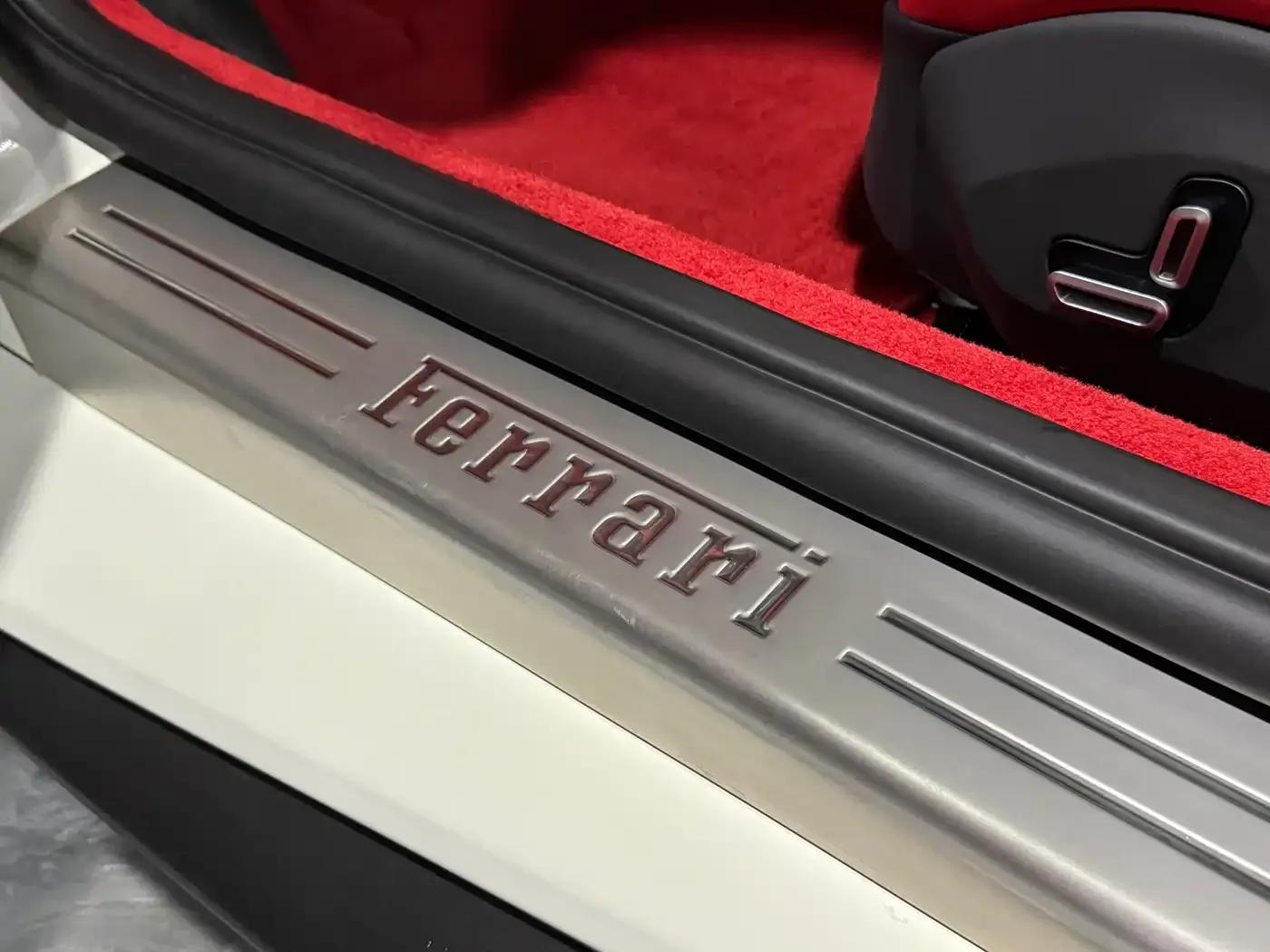 2021 Portofino 3.9T M — миниатюра 12