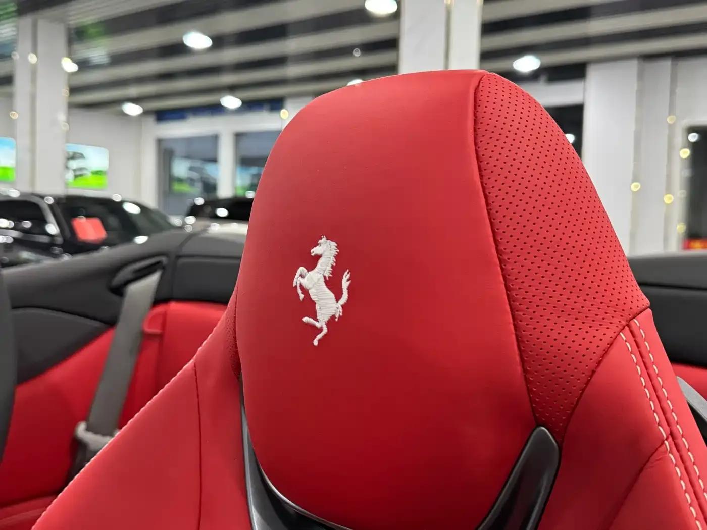 2021 Portofino 3.9T M — миниатюра 15