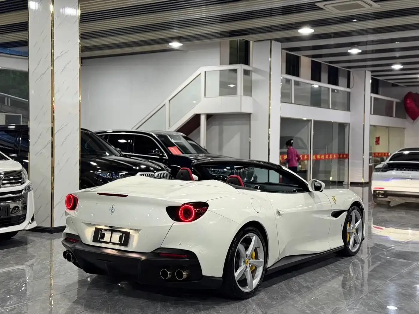 2021 Portofino 3.9T M — миниатюра 20