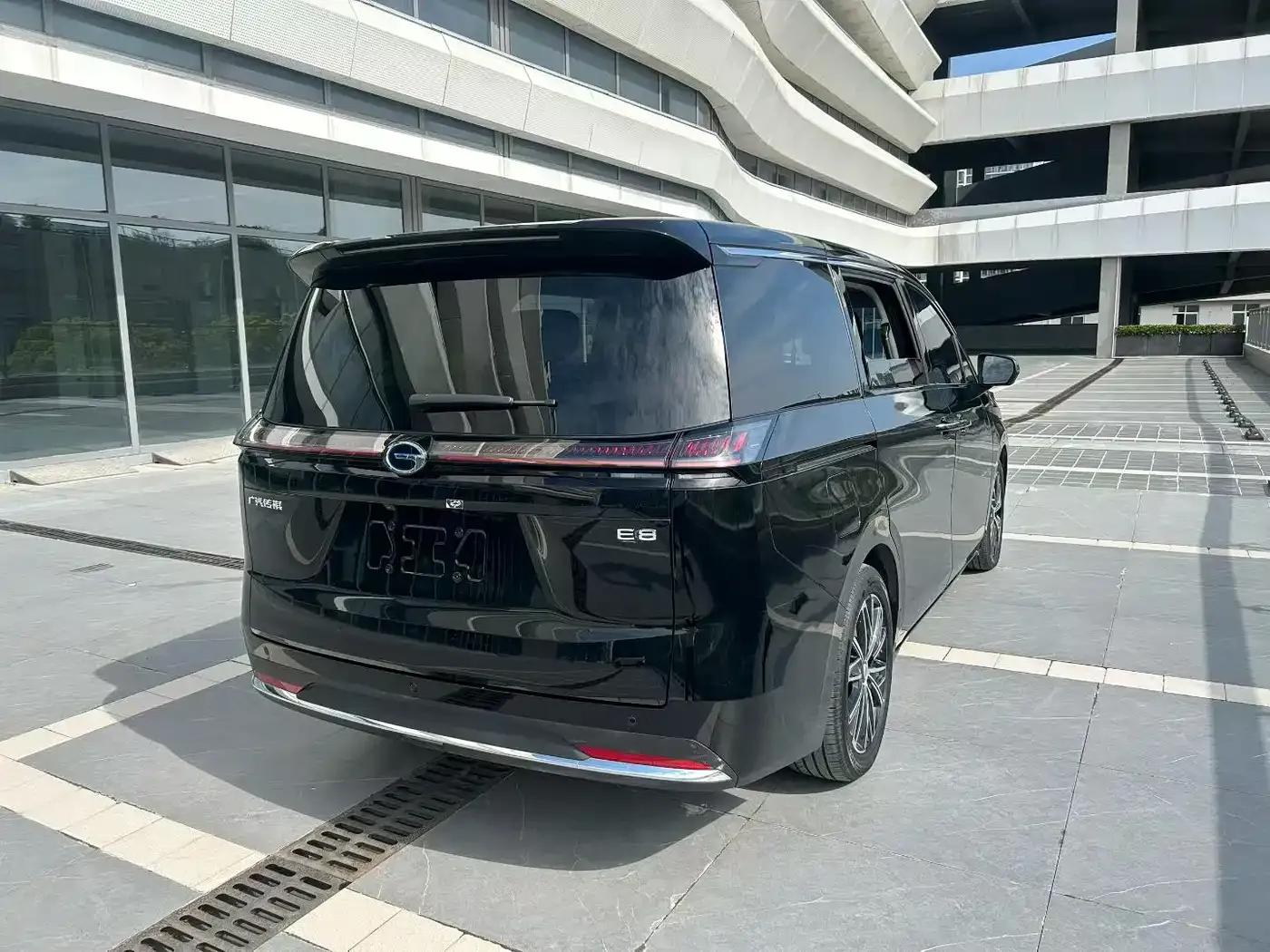 Trumpchi E8 2024 Glory Series 2.0L Glory Edition — миниатюра 3