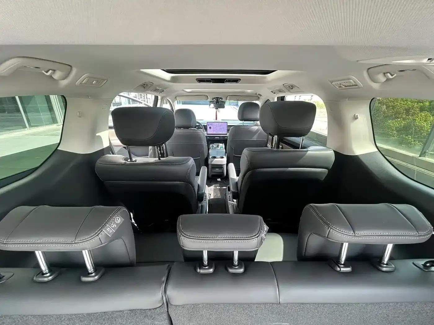 Trumpchi E8 2024 Glory Series 2.0L Glory Edition — миниатюра 9