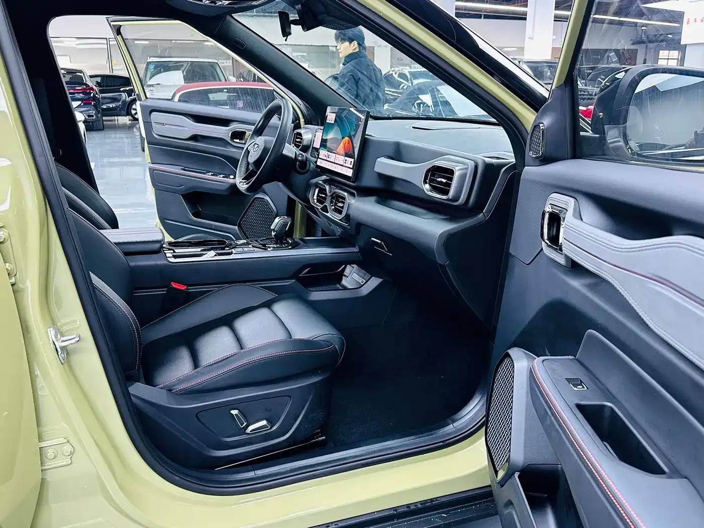 Geely Cowboy 2025 1.5TD Wild Edition — миниатюра 8