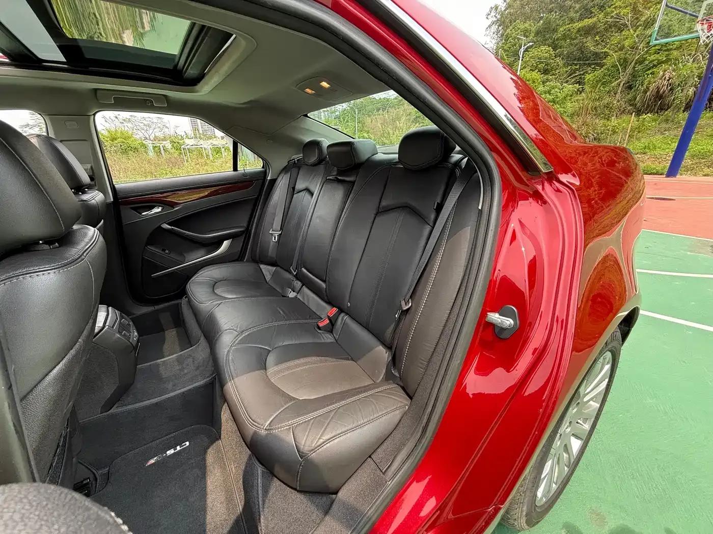 Imported Cadillac CTS 2012 3.0L Luxury Sport Edition — миниатюра 9